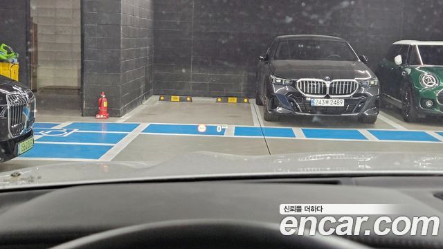 BMW X5 2022 — photo 18