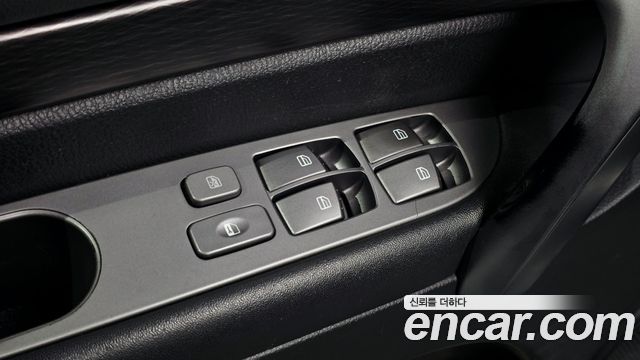 KG Mobility KORANDO 2017 — photo 15