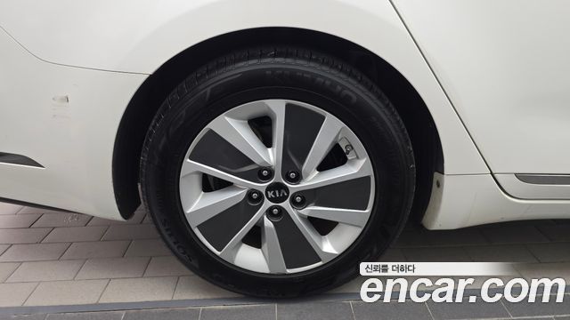 Kia K7 2017 — photo 5