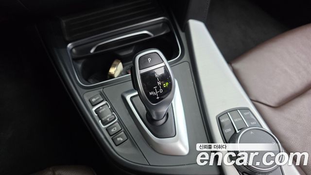 BMW 4-Series 2020 — photo 12