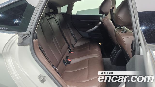 BMW 4-Series 2020 — photo 18