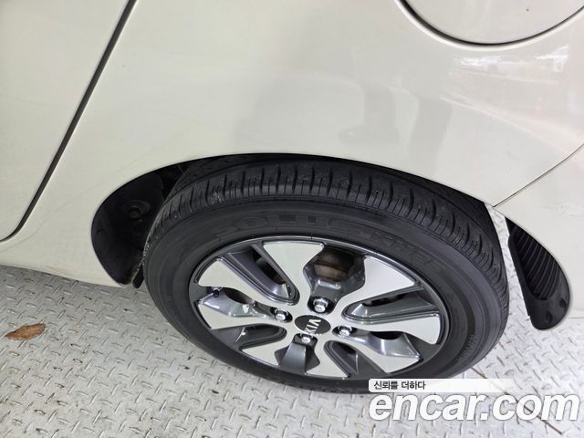 Kia morning 2016 — photo 20