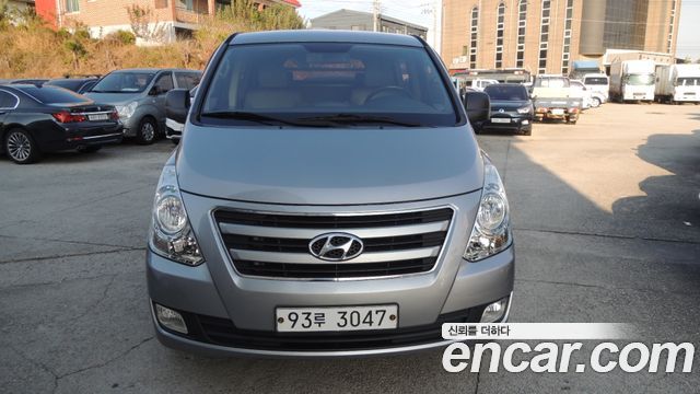 Hyundai Starex 2018 — photo 2