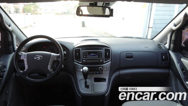 Hyundai Starex 2018 — photo 9