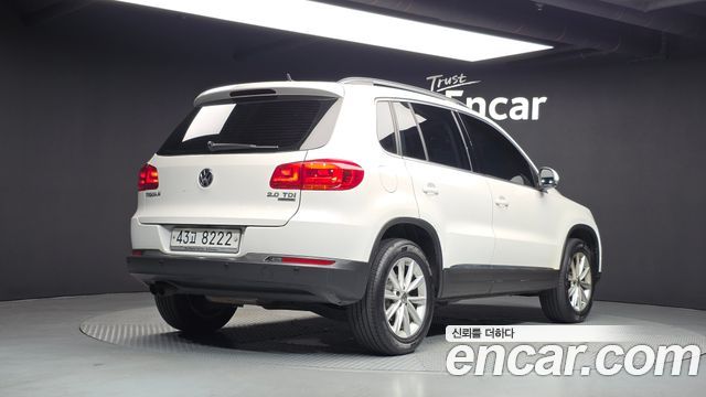 Volkswagen Tiguan 2014 — photo 2