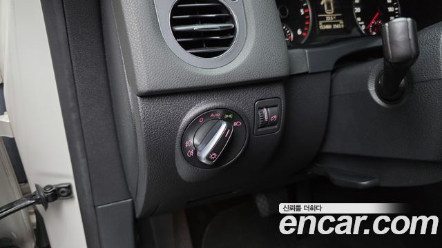 Volkswagen Tiguan 2014 — photo 17