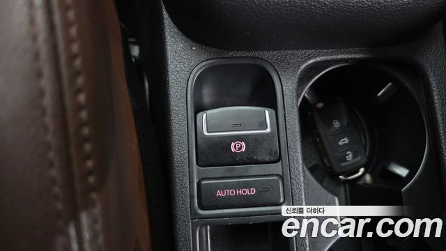 Volkswagen Tiguan 2014 — photo 18