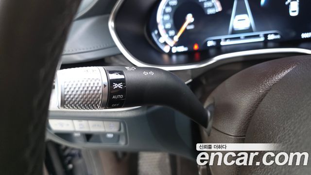 Genesis G80 2021 — photo 28
