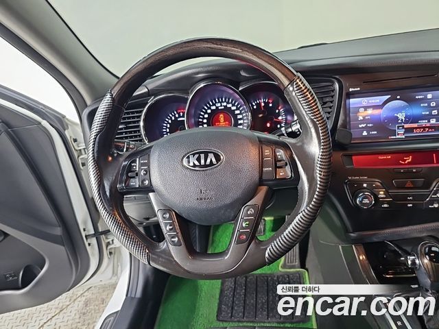 Kia K5 2013 — photo 9