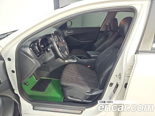 Kia K5 2013 — photo 11