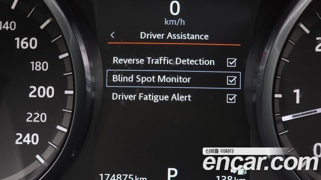 Land Rover Discovery 2017 — photo 17