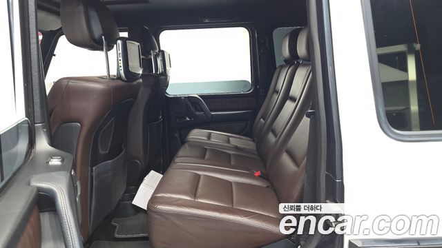 Mercedes-Benz G-Class 2017 — photo 11