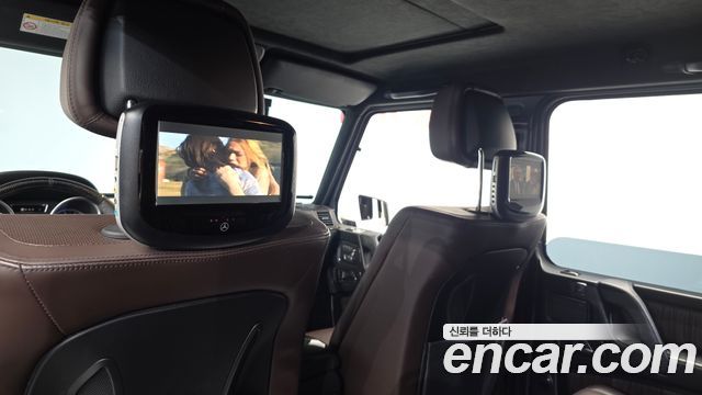 Mercedes-Benz G-Class 2017 — photo 20