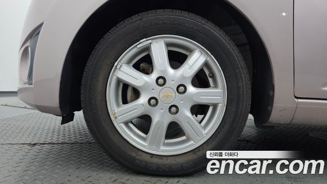 Chevrolet Korea Spark 2012 — photo 5