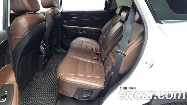 Kia Sorento 2015 — photo 11