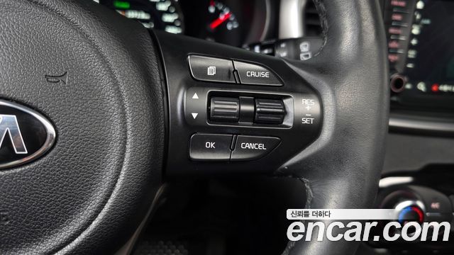 Kia Sorento 2015 — photo 16