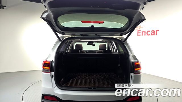 Kia Sorento 2015 — photo 19