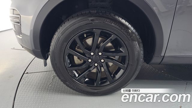 Land Rover Discovery Sport 2018 — photo 5