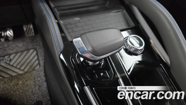 Renault Korea Grand Koleos 2025 — photo 12