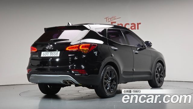 Hyundai Santafe 2016 — photo 2