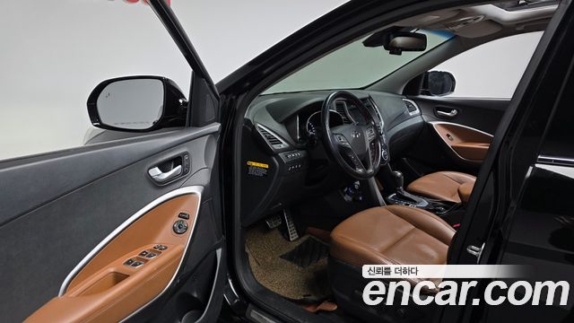 Hyundai Santafe 2016 — photo 13