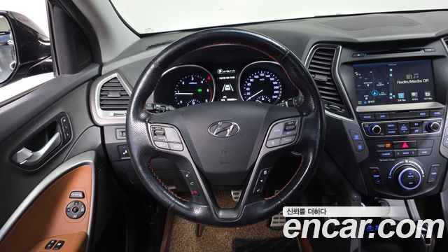 Hyundai Santafe 2016 — photo 19