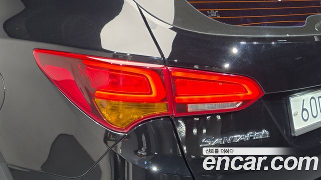 Hyundai Santafe 2016 — photo 9