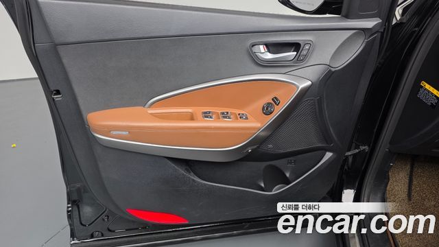 Hyundai Santafe 2016 — photo 14