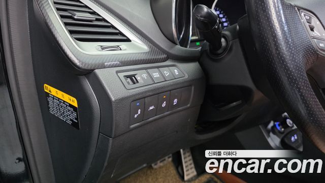 Hyundai Santafe 2016 — photo 30