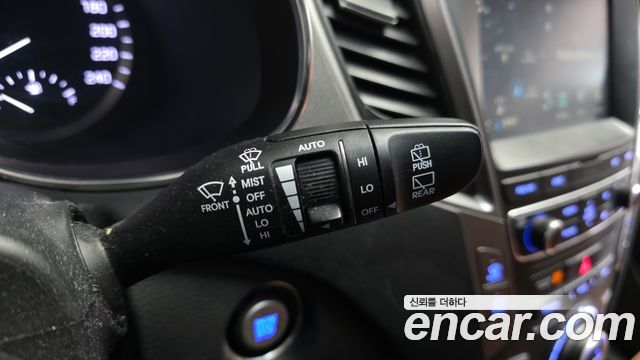 Hyundai Santafe 2016 — photo 35