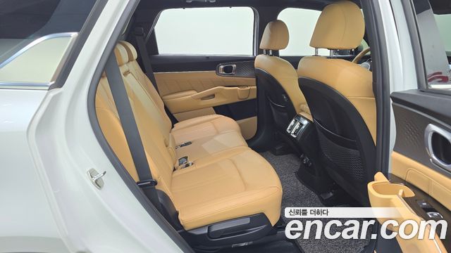 Kia Sorento 2022 — photo 11
