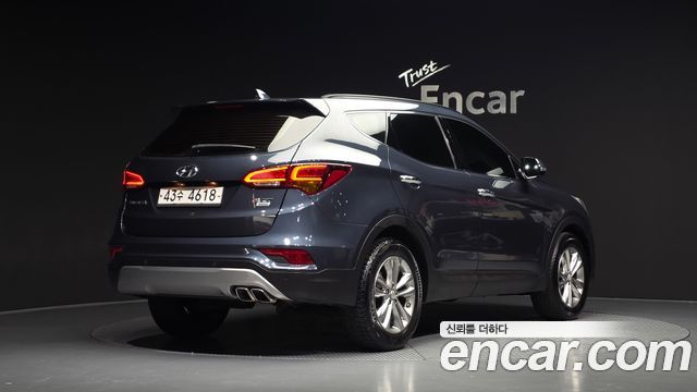 Hyundai Santafe 2016 — photo 2