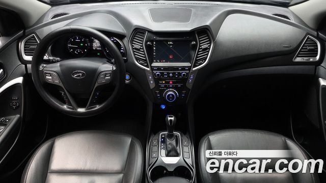 Hyundai Santafe 2016 — photo 10