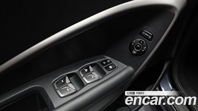 Hyundai Santafe 2016 — photo 26