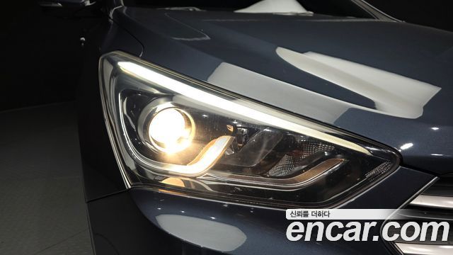 Hyundai Santafe 2016 — photo 8