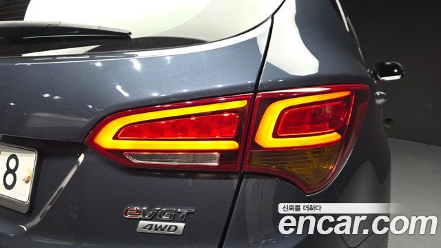 Hyundai Santafe 2016 — photo 9