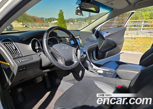 Hyundai Sonata 2014 — photo 14