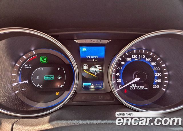 Hyundai Sonata 2014 — photo 16