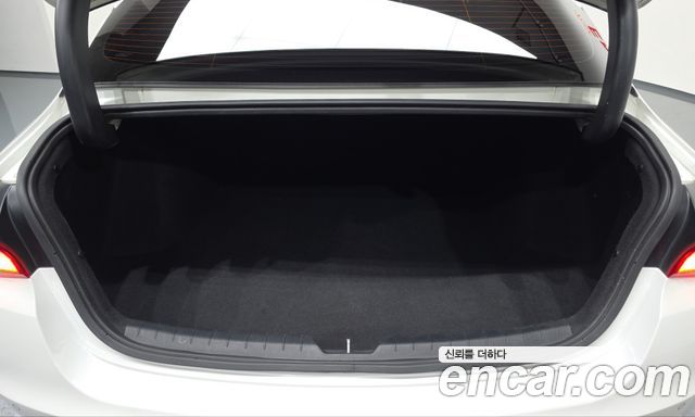 Kia K5 2023 — photo 24