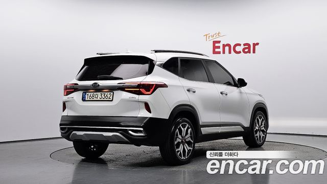 Kia Seltos 2022 — photo 2