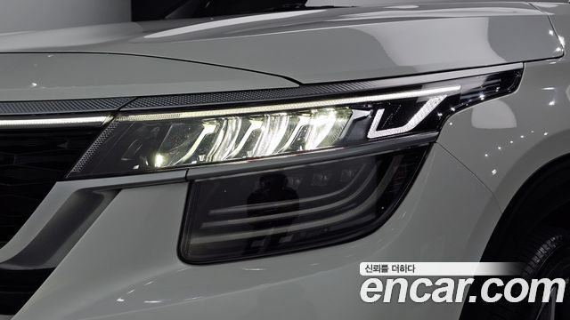 Kia Seltos 2022 — photo 8