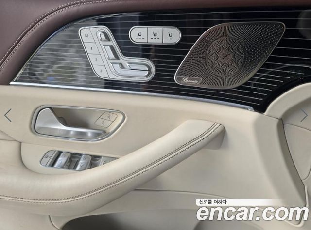 Mercedes-Benz GLS-Class 2022 — photo 7