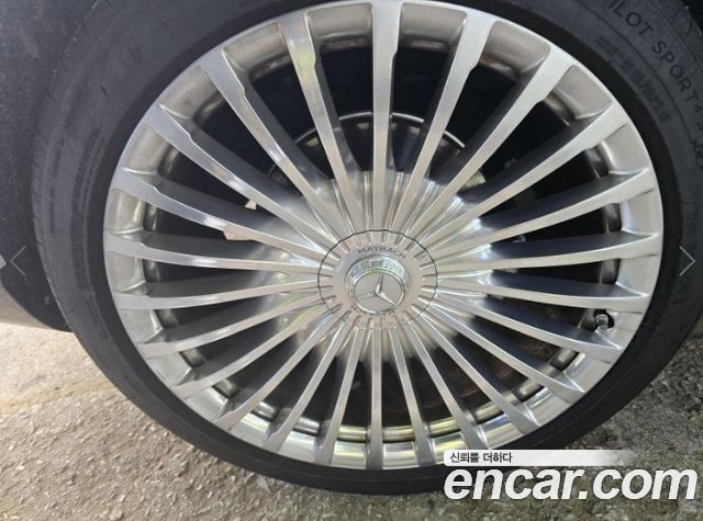 Mercedes-Benz GLS-Class 2022 — photo 20