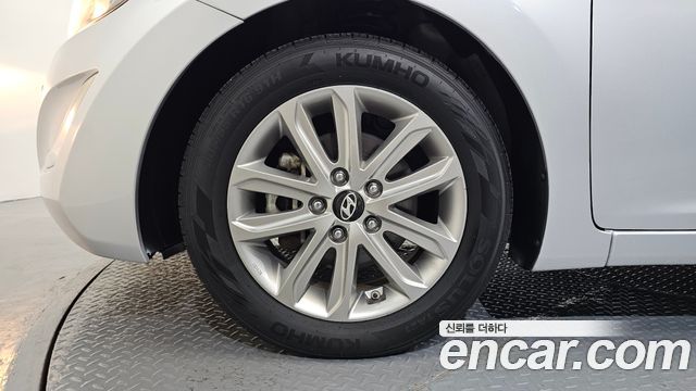 Hyundai AVANTE 2015 — photo 5