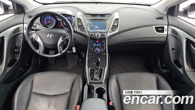 Hyundai AVANTE 2015 — photo 7