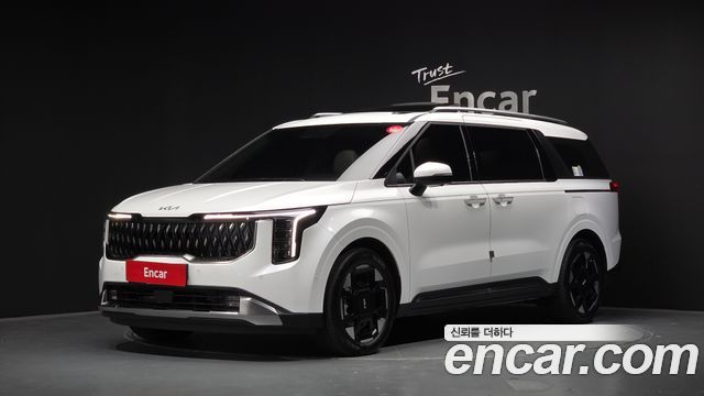 Kia Canival 2025 — photo 1