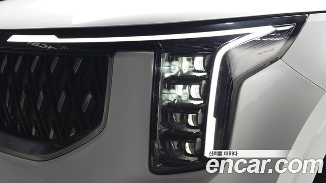 Kia Canival 2025 — photo 8