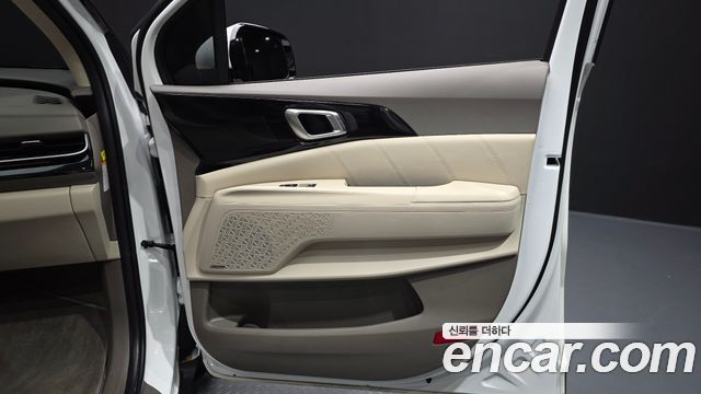 Kia Canival 2025 — photo 15