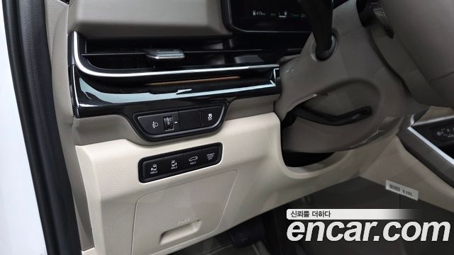 Kia Canival 2025 — photo 32