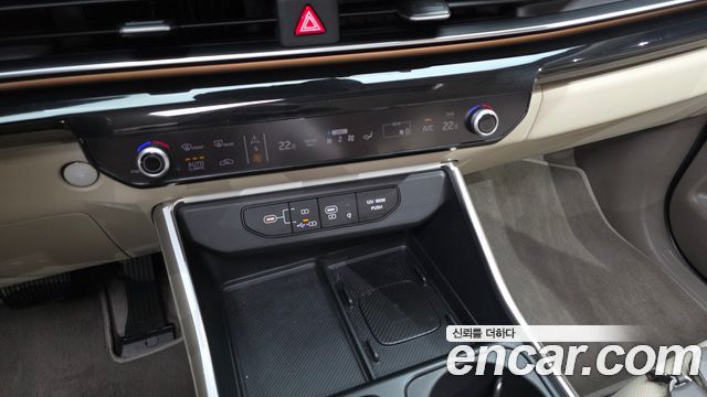 Kia Canival 2025 — photo 36